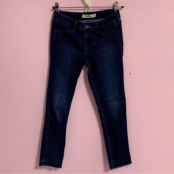 Hollister Deep Indigo Skinny Jeans 0 - Picture 2 of 7